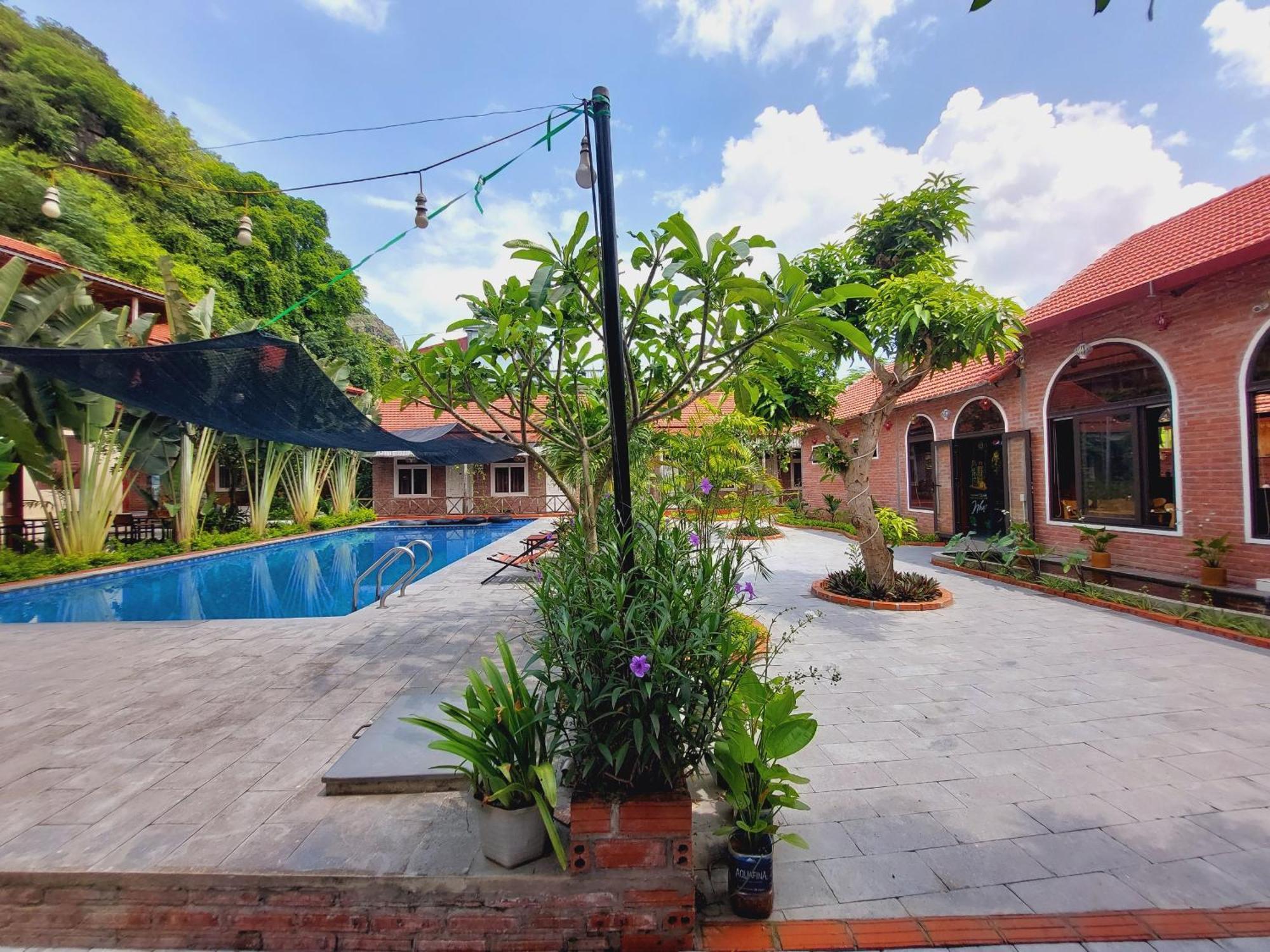 Ninh Binh Mountain Side Homestay & Cafe エクステリア 写真